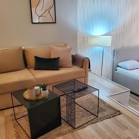 Ferienwohnung Sleep And Drive Premium SJJ Exterior foto
