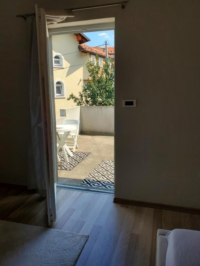 Ferienwohnung Sleep And Drive Premium SJJ Exterior foto